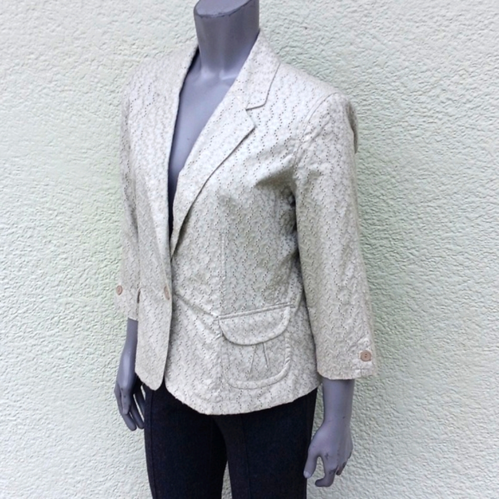 HARVE' BENARD LADIES BEAUTIFULLY DESIGNED PURE  COTTON FLORAL (1) BUTTON BLAZER